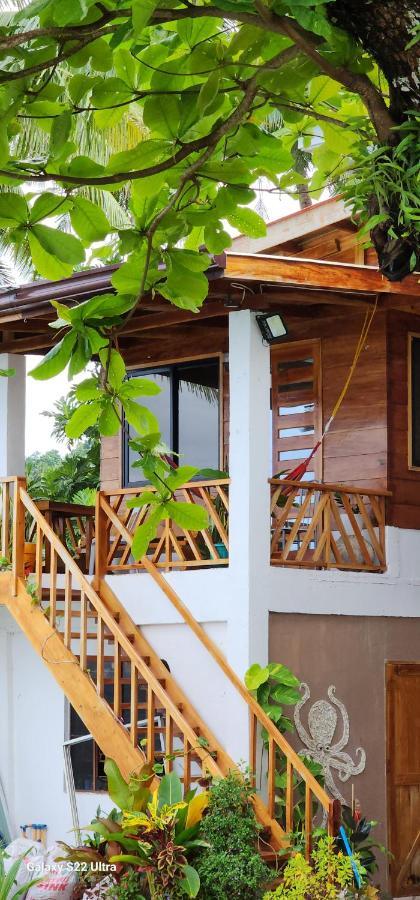 Chue&Larry'S Beachside Homestay Libagon Exterior foto
