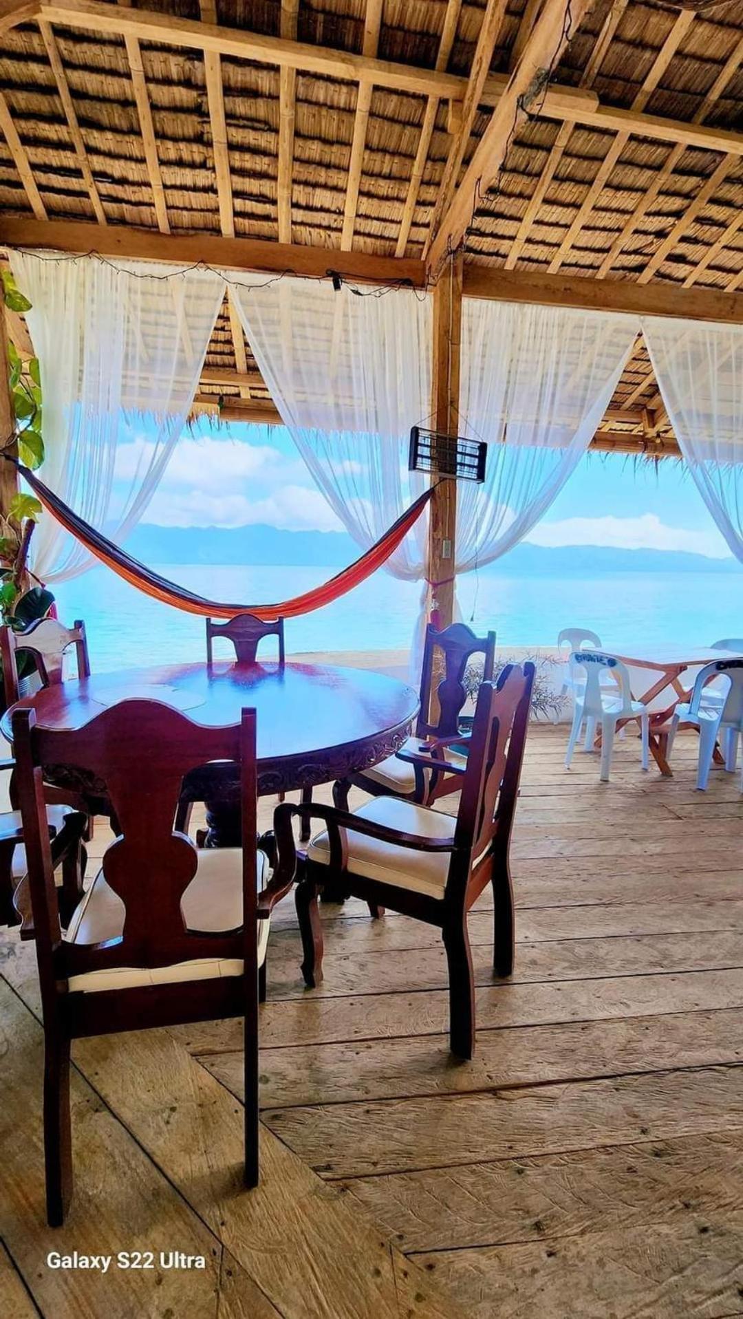 Chue&Larry'S Beachside Homestay Libagon Exterior foto